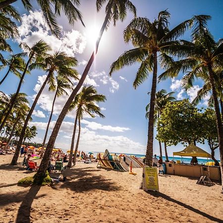 Aloha Vibes Await! Stylish Condo At Aloha Surf - Mountain And City Views Honolulu Kültér fotó